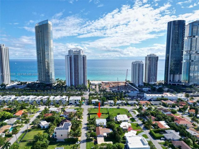 212 189th St, Sunny Isles Beach, FL 33160