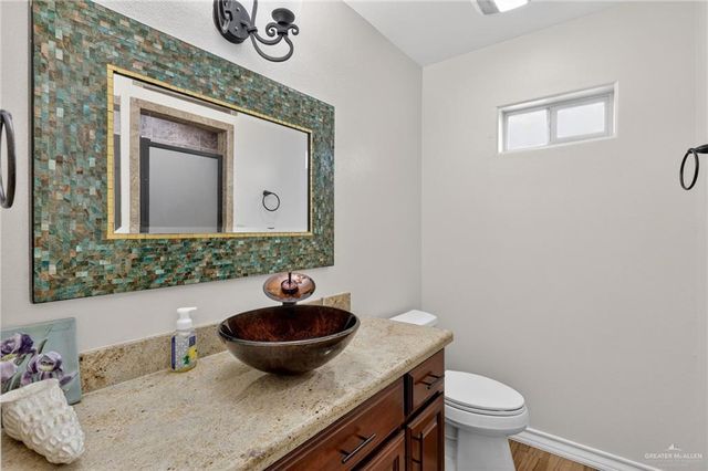 2305 S Dilworth Road S, Harlingen, TX 78552