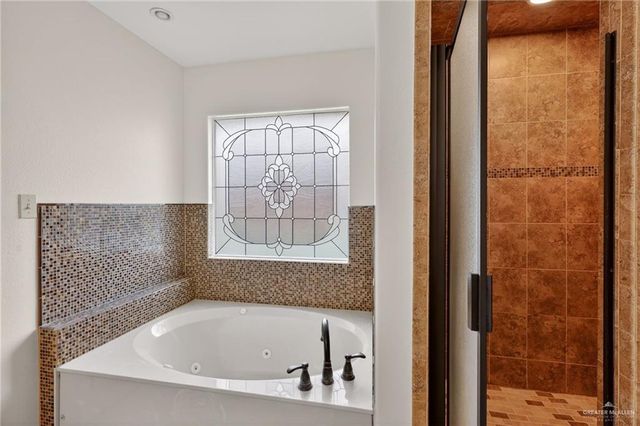 2305 S Dilworth Road S, Harlingen, TX 78552