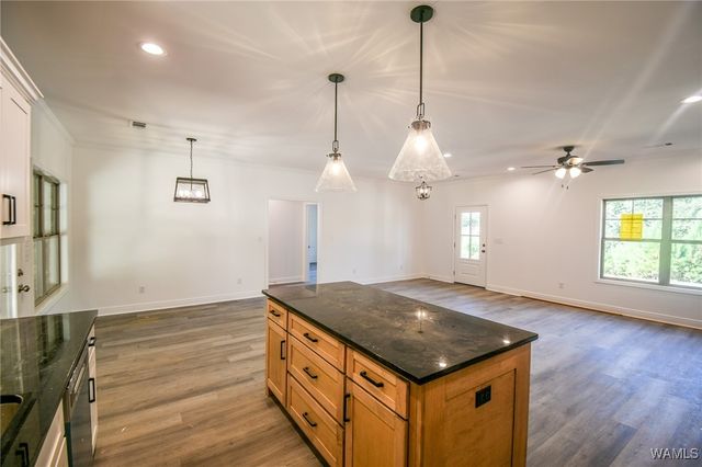 5200 Summerfield Dr E, Tuscaloosa, AL 35404