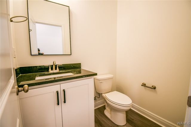 5200 Summerfield Dr E, Tuscaloosa, AL 35404