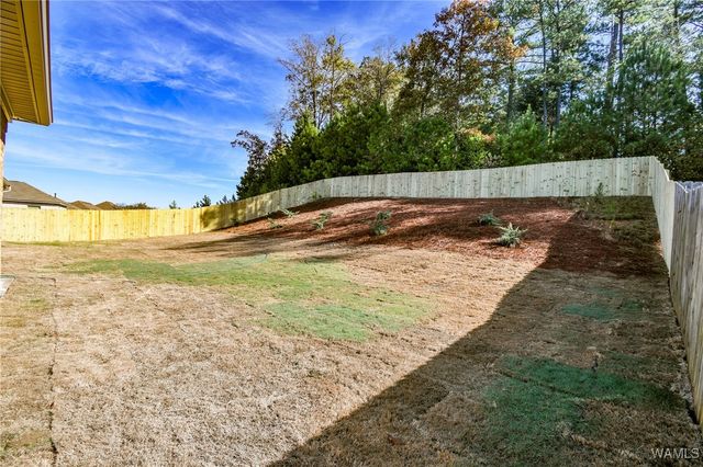 5200 Summerfield Dr E, Tuscaloosa, AL 35404