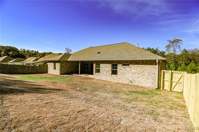 5200 Summerfield Dr E, Tuscaloosa, AL 35404