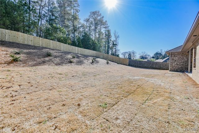 5200 Summerfield Dr E, Tuscaloosa, AL 35404