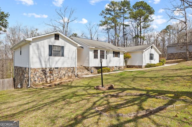 180 Oak Leaf Drive, Stockbridge, GA 30281