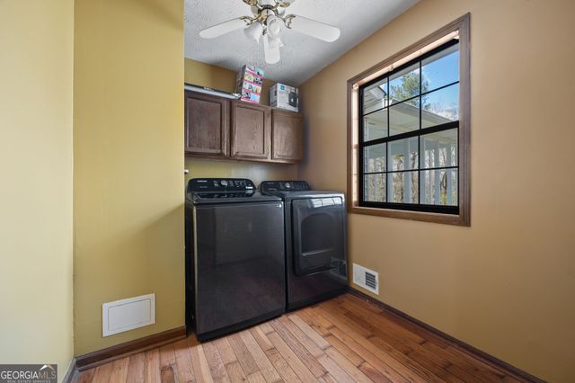 180 Oak Leaf Drive, Stockbridge, GA 30281