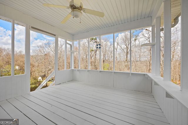 180 Oak Leaf Drive, Stockbridge, GA 30281