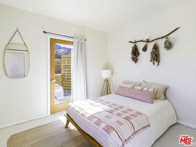 8669 Via Rocosa Road, Joshua Tree, CA 92252