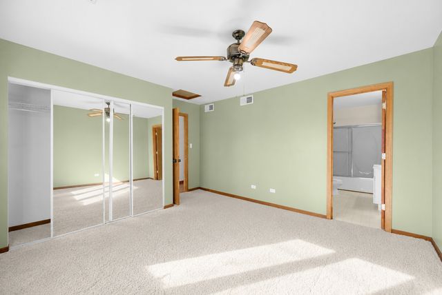 105 E Red Oak Avenue, Bensenville, IL 60106