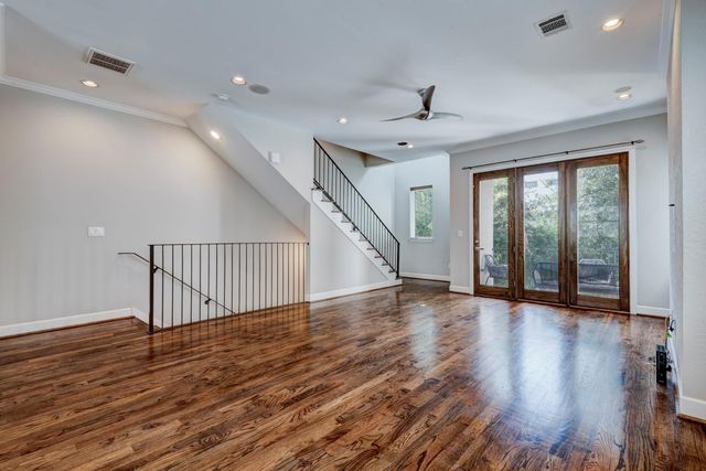 1220 Summer Street, Houston, TX 77007