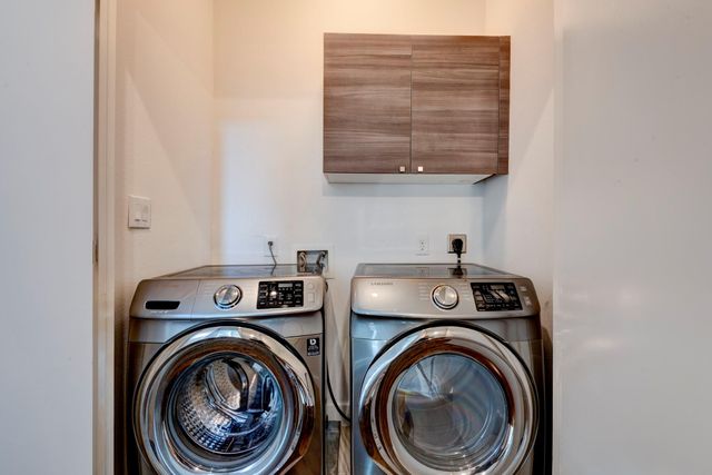 1220 Summer Street, Houston, TX 77007