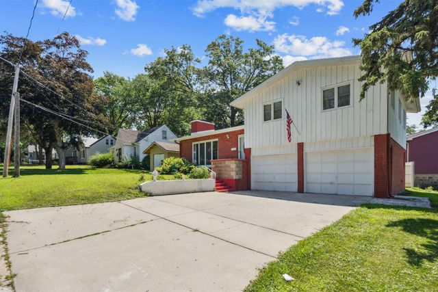 122 Maryland Avenue, Waterloo, IA 50701