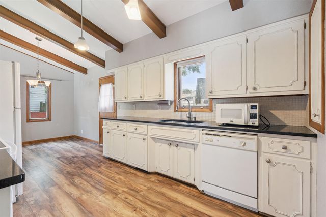 122 Maryland Avenue, Waterloo, IA 50701