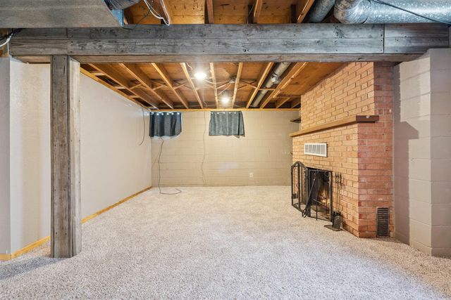 122 Maryland Avenue, Waterloo, IA 50701