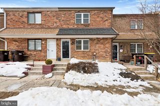 21 MARKEL RD, Malvern, PA 19355