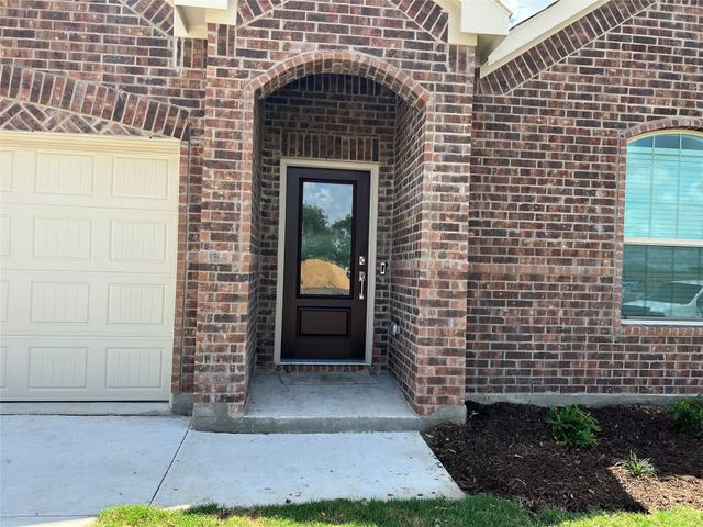 5484 Montrose Drive, Forney, TX 75126
