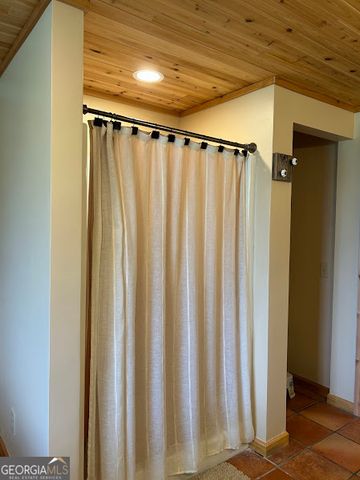 2838 Skitts Mountain Road, Cleveland, GA 30528