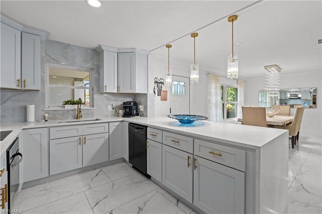 4350 Orangewood AVE, Fort Myers, FL 33901