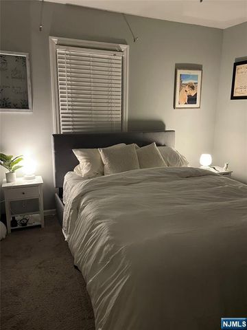 16 Brookside Avenue, Pequannock Township, NJ 07444