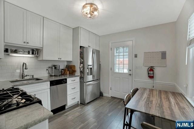 16 Brookside Avenue, Pequannock Township, NJ 07444