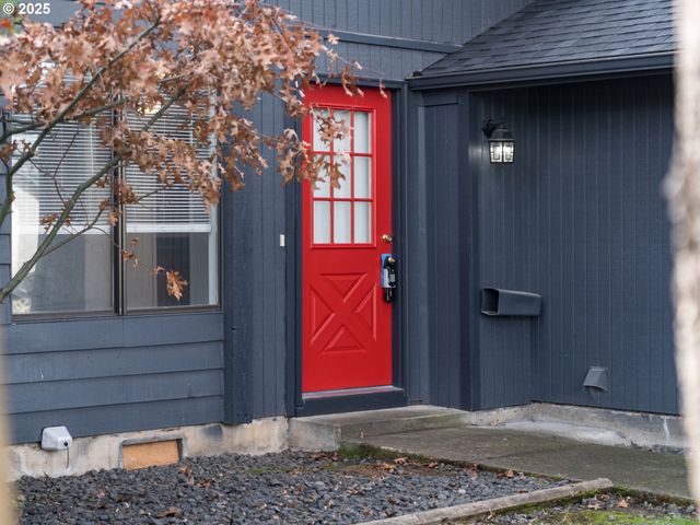 4114 JESSEN Dr, Eugene, OR 97402