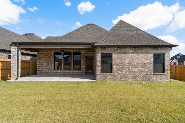 5422 E 126th Street S, Bixby, OK 74008