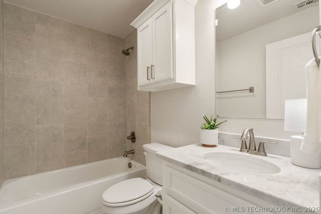 5422 E 126th Street S, Bixby, OK 74008