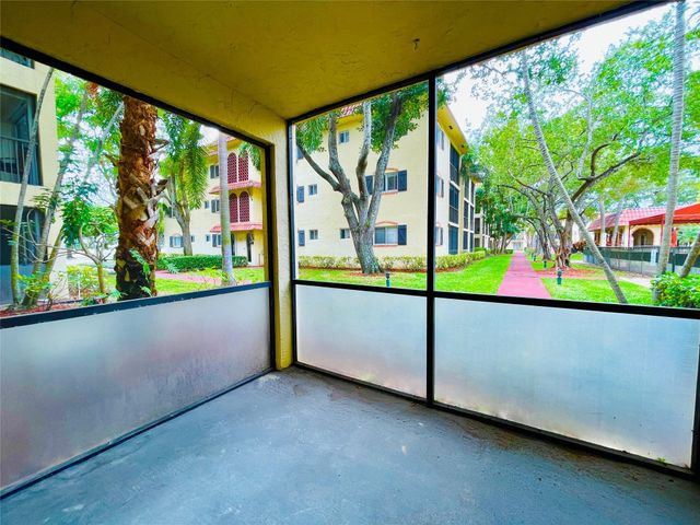 257 S Cypress Road 414, Pompano Beach, FL 33060