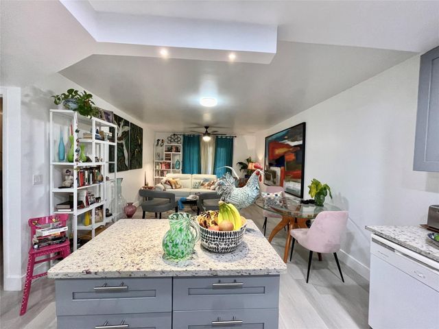 257 S Cypress Road 414, Pompano Beach, FL 33060