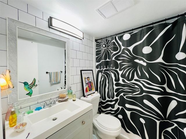 257 S Cypress Road 414, Pompano Beach, FL 33060