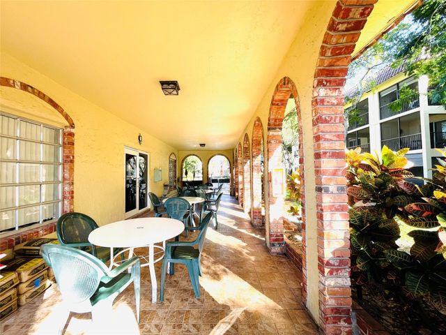 257 S Cypress Road 414, Pompano Beach, FL 33060