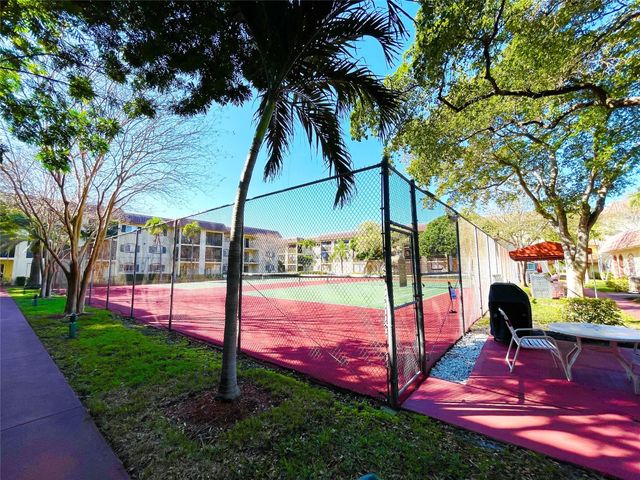 257 S Cypress Road 414, Pompano Beach, FL 33060