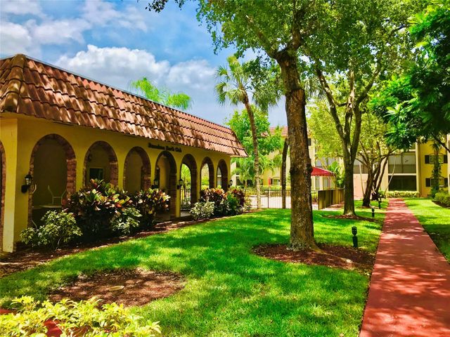 257 S Cypress Road 414, Pompano Beach, FL 33060