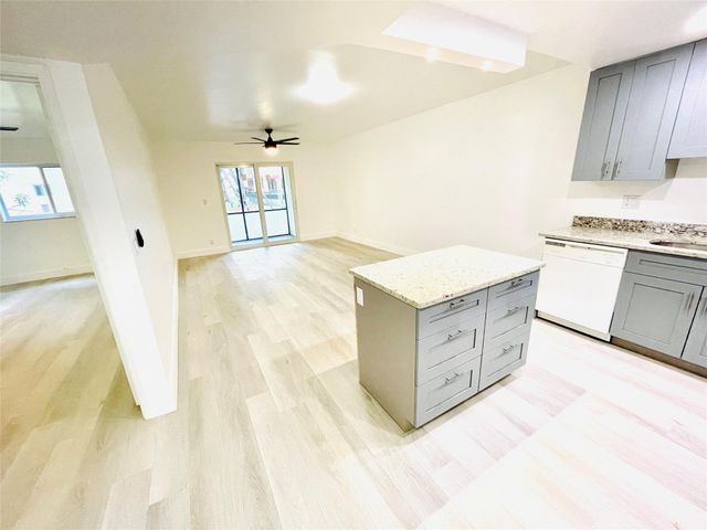 257 S Cypress Road 414, Pompano Beach, FL 33060