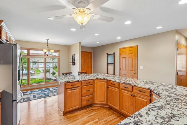 613 Trail Ridge Road, Indianola, IA 50125