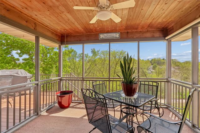 613 Trail Ridge Road, Indianola, IA 50125