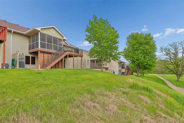 613 Trail Ridge Road, Indianola, IA 50125