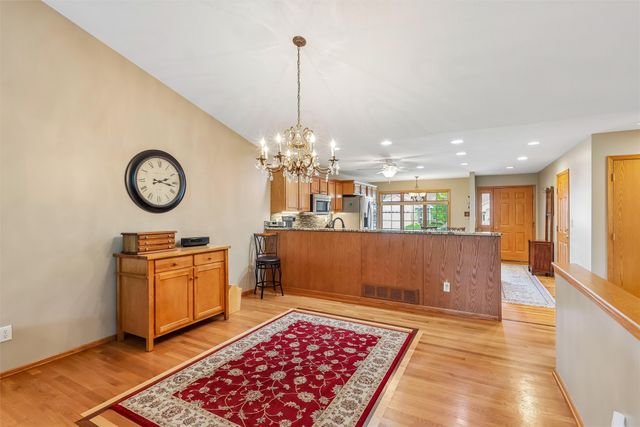 613 Trail Ridge Road, Indianola, IA 50125