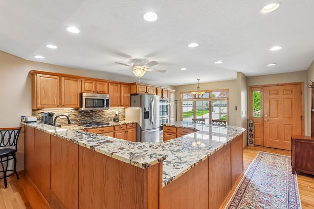613 Trail Ridge Road, Indianola, IA 50125