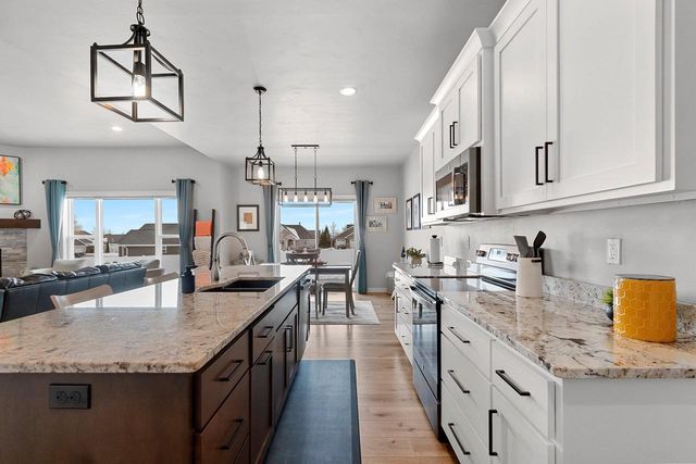 2885 SUSSEX ROAD, Green Bay, WI 54311