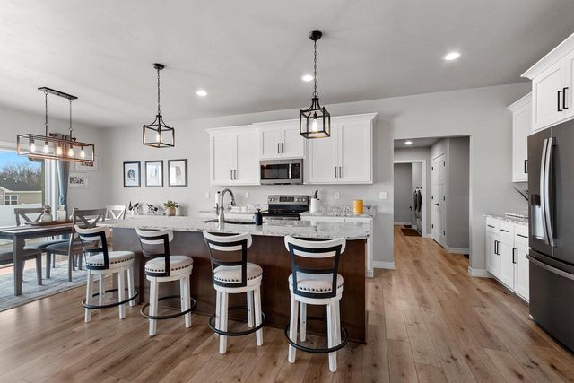 2885 SUSSEX ROAD, Green Bay, WI 54311