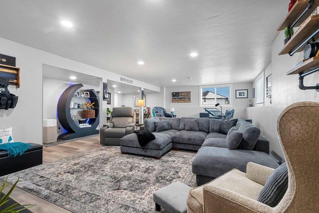 2885 SUSSEX ROAD, Green Bay, WI 54311