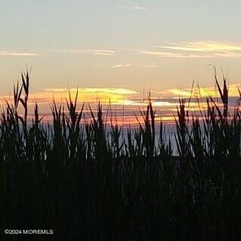 445 S Riverside Drive, Neptune Township, NJ 07753