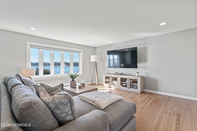 445 S Riverside Drive, Neptune Township, NJ 07753