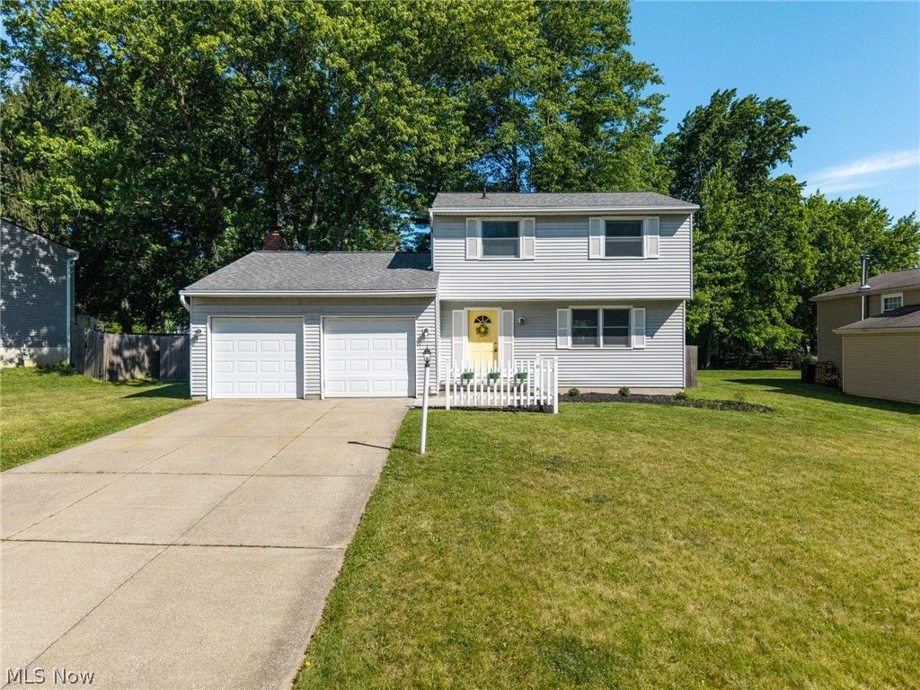 1055 Gentry Drive, Medina, OH 44256