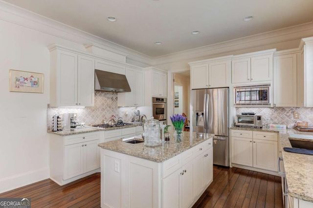 10853 Enclave Lane, Alpharetta, GA 30022