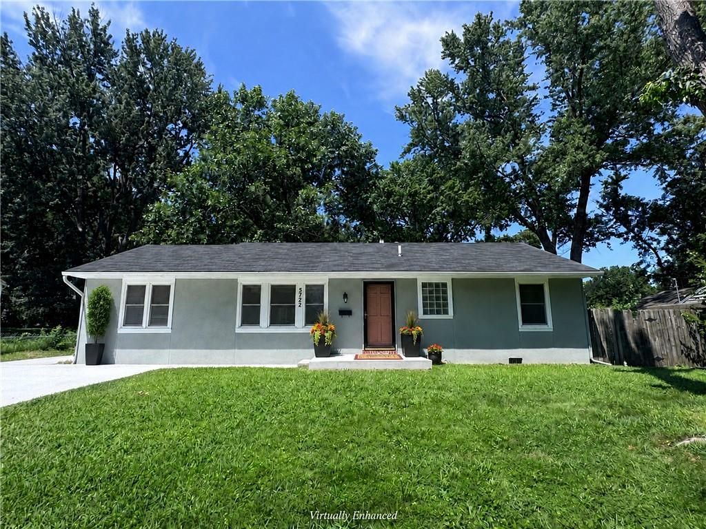 5722 W 70th Terrace, Overland Park, KS 66204