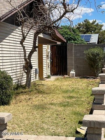 9827 N 47TH Drive, Glendale, AZ 85302