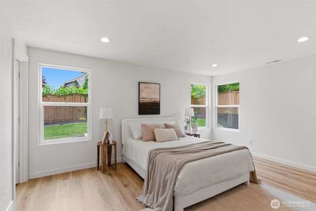 32727 19th Place SW, Federal Way, WA 98023
