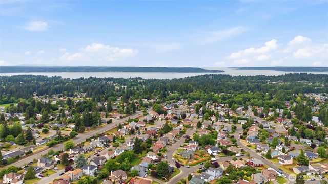 32727 19th Place SW, Federal Way, WA 98023